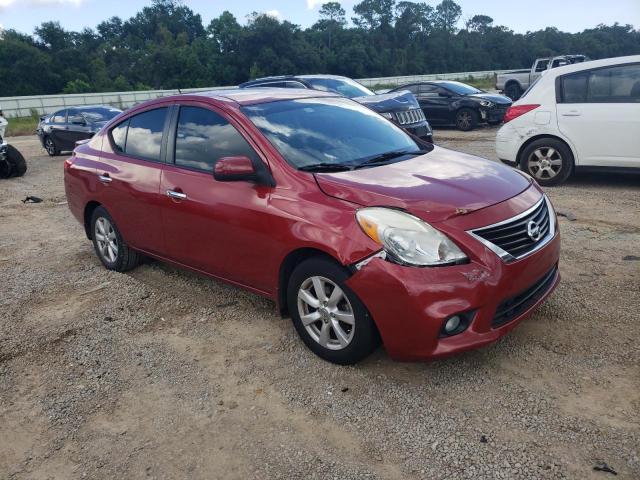  NISSAN VERSA 2013 Red