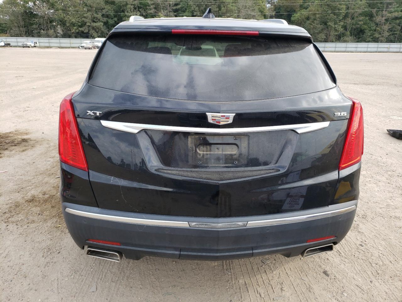 1GYKNBRS3HZ159770 2017 Cadillac Xt5 Luxury