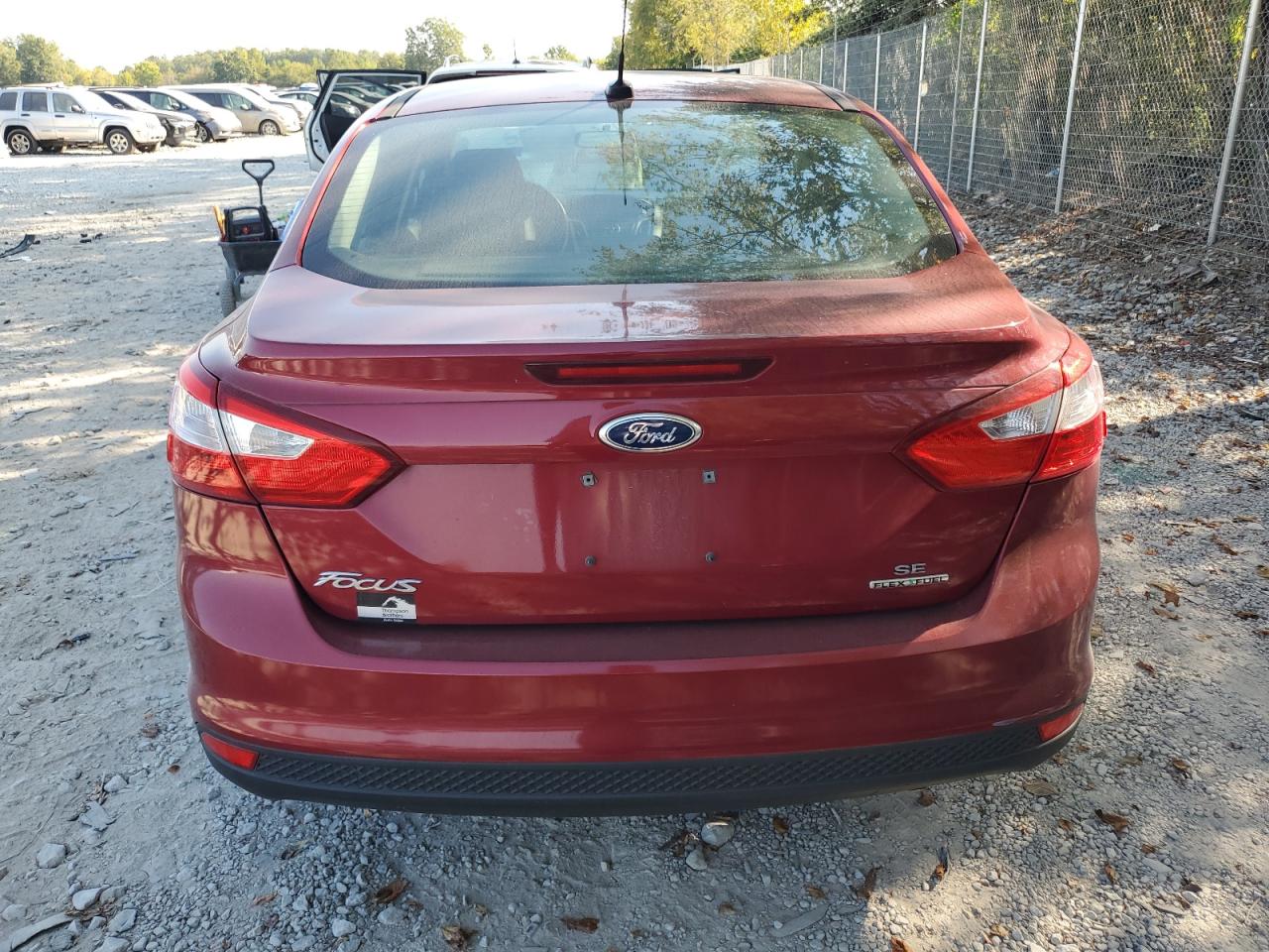 1FADP3F27EL405193 2014 Ford Focus Se