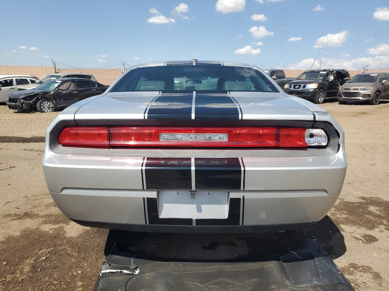 2B3CJ4DV1AH282963 2010 Dodge Challenger Se