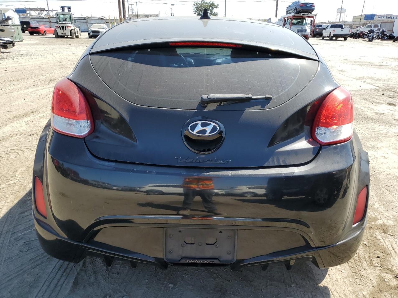 2013 Hyundai Veloster VIN: KMHTC6AD5DU160667 Lot: 72289264