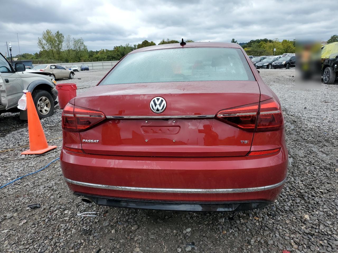 1VWDT7A36HC042433 2017 Volkswagen Passat R-Line