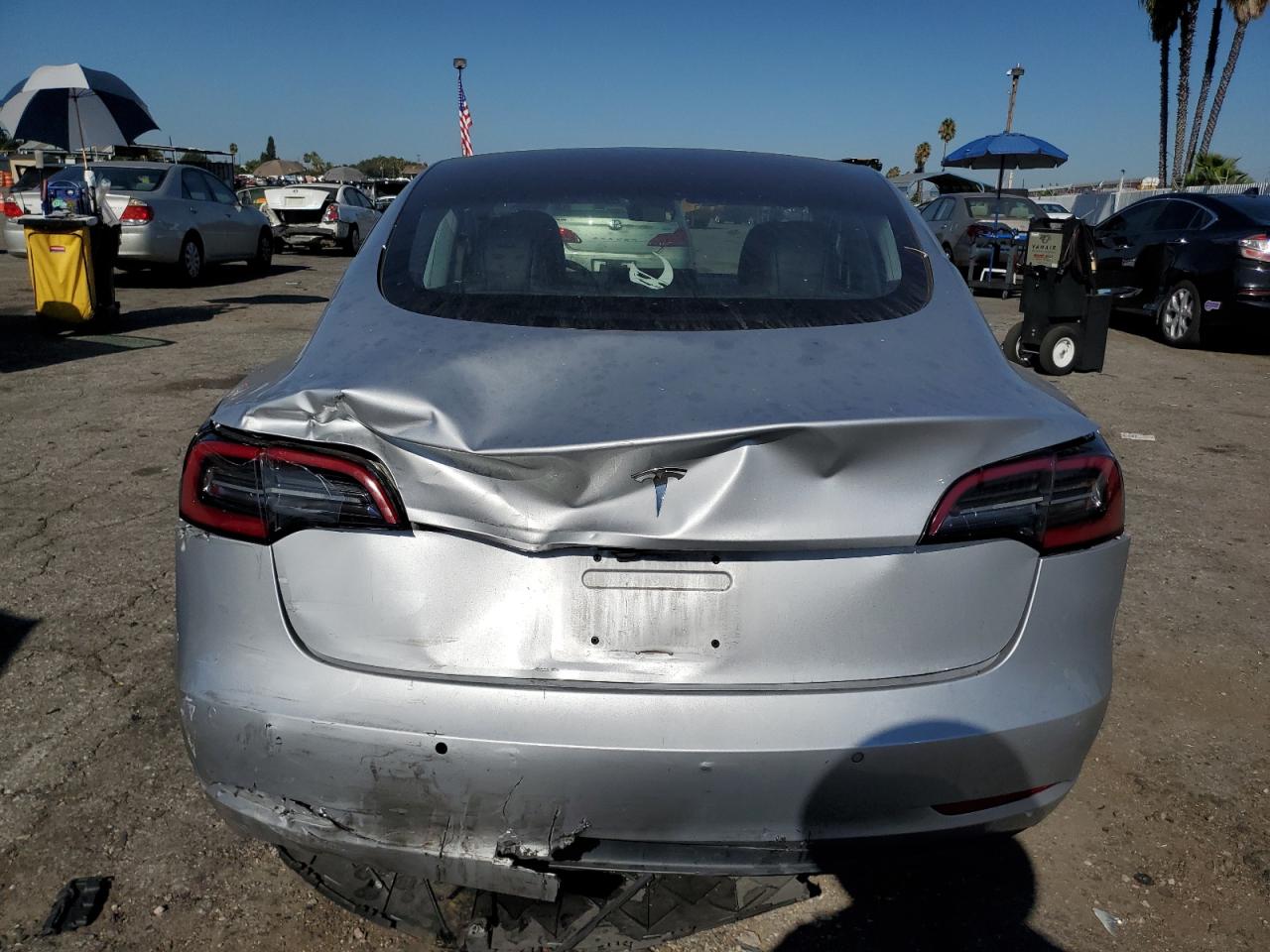 2018 Tesla Model 3 VIN: 5YJ3E1EA7JF012123 Lot: 69985674