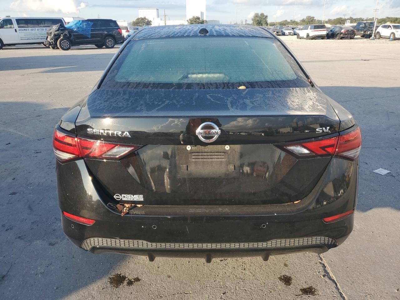 2022 Nissan Sentra - Image 6