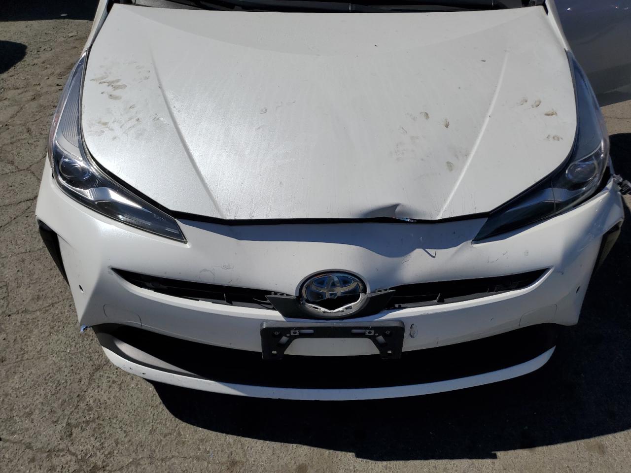 2019 Toyota Prius - Image 11