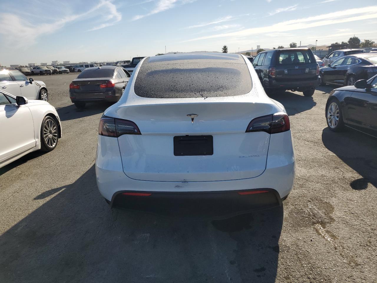 2023 Tesla Model Y VIN: 7SAYGAEE2PF740799 Lot: 72591174