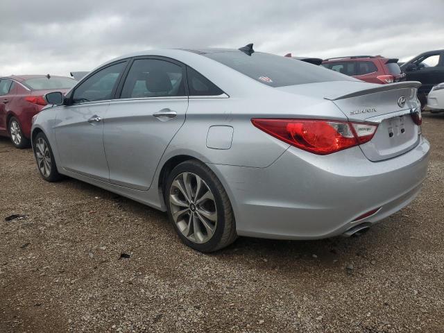  HYUNDAI SONATA 2013 Серебристый