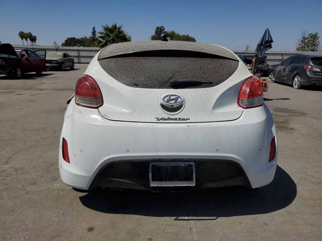 KMHTC6AD5GU253905 2016 Hyundai Veloster