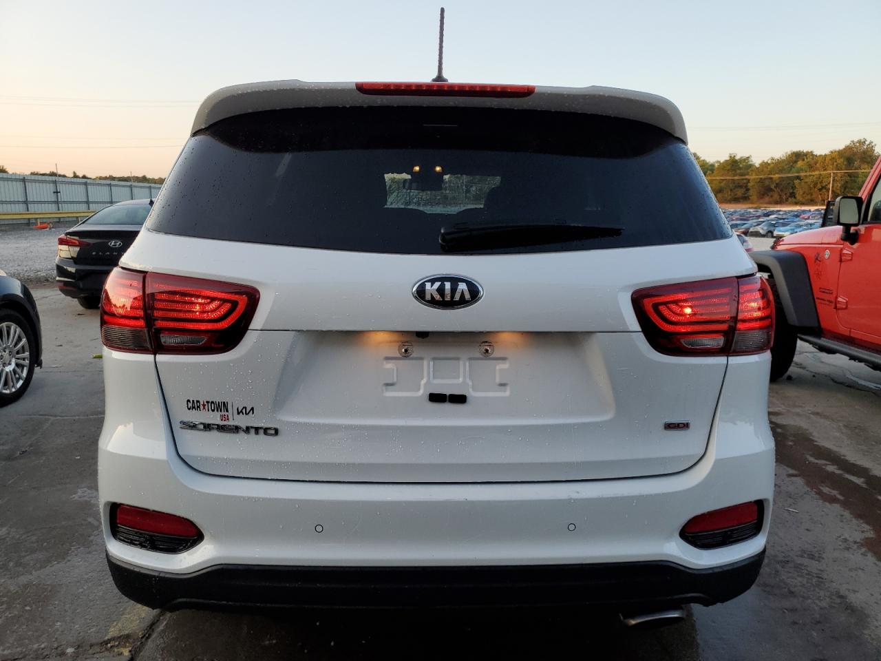 2020 Kia Sorento L VIN: 5XYPGDA39LG655752 Lot: 71298064