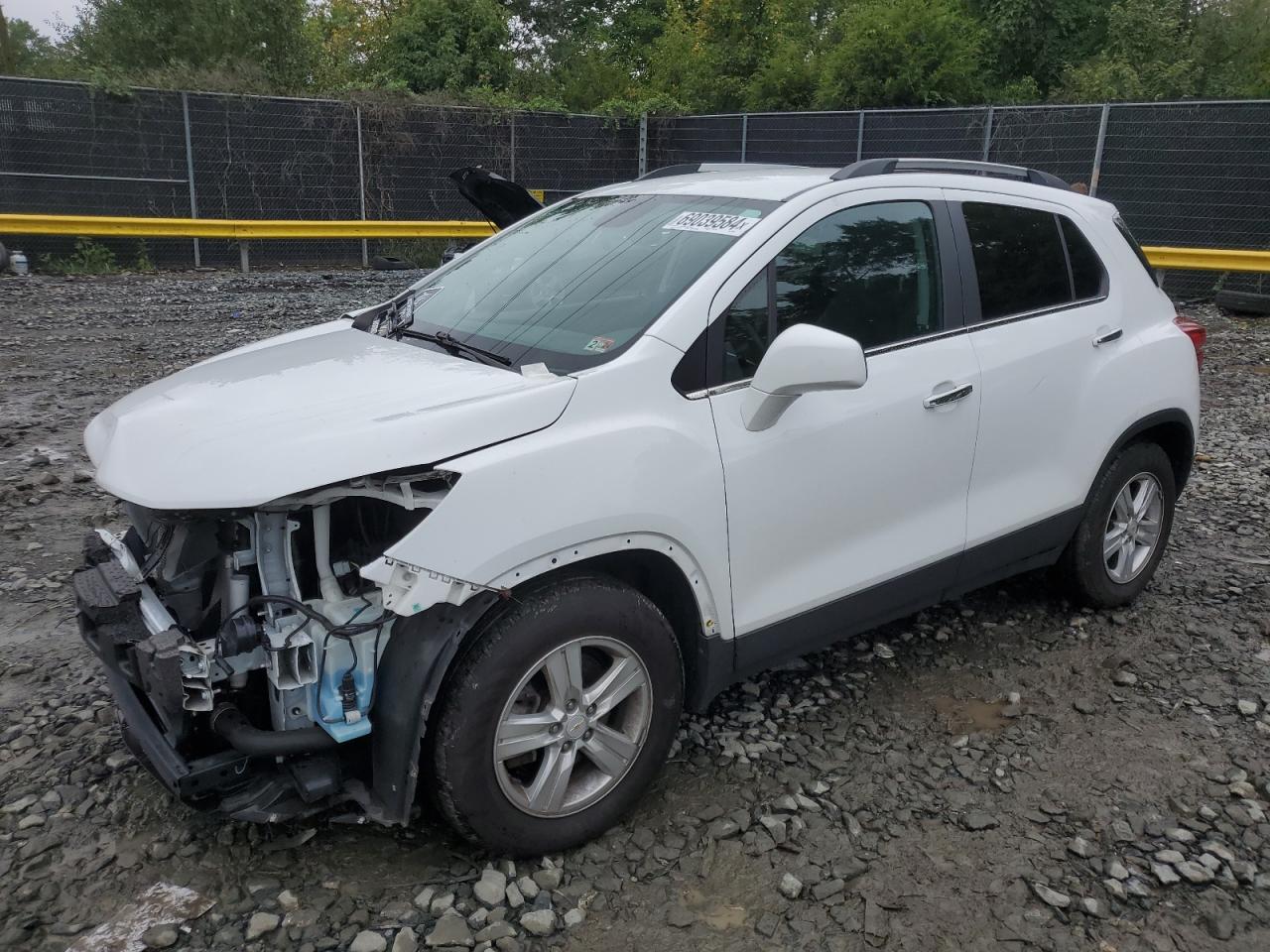 KL7CJLSB8KB930338 2019 CHEVROLET TRAX - Image 1