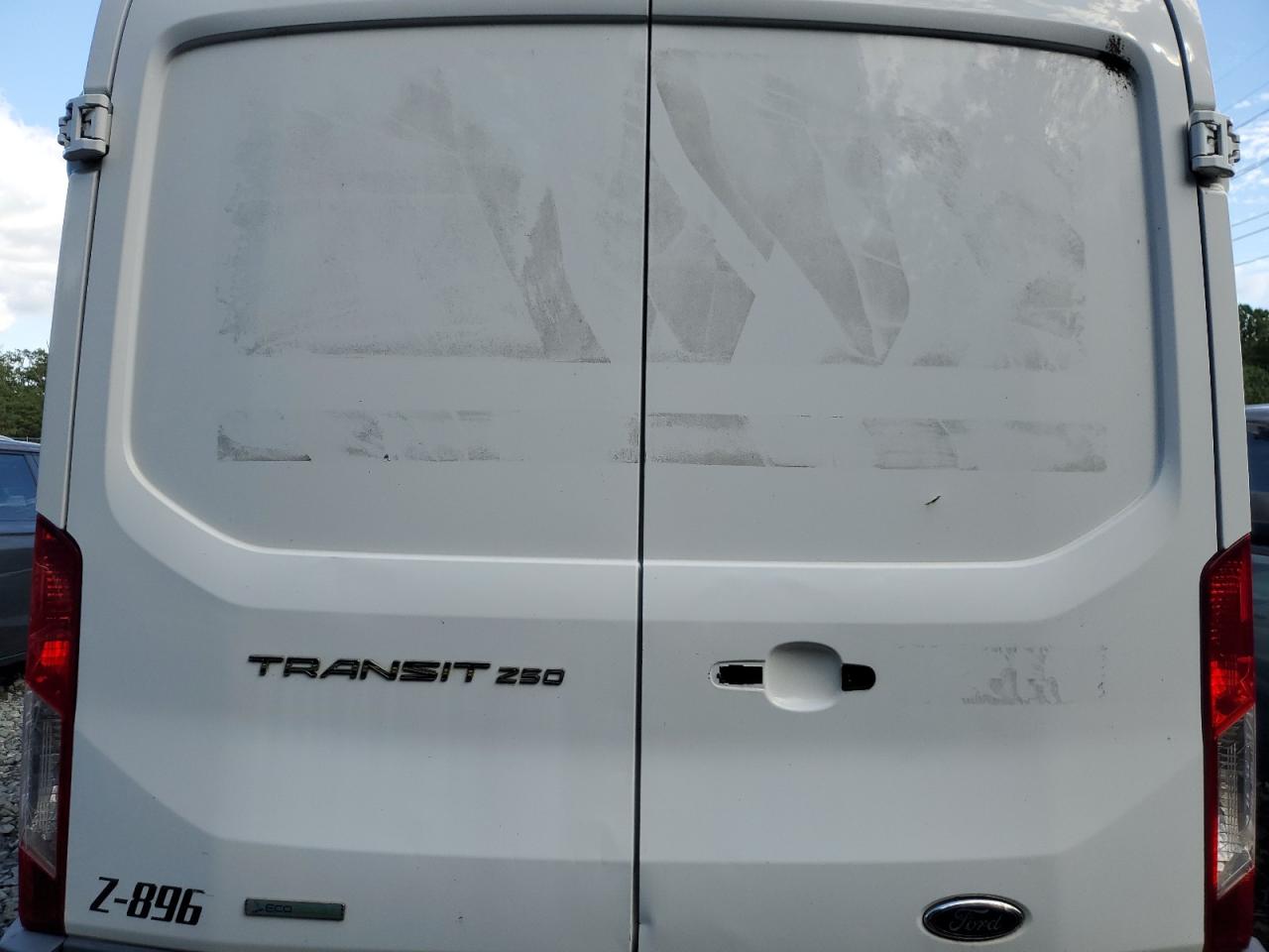 1FTNR2CG3FKA05271 2015 Ford Transit T-250