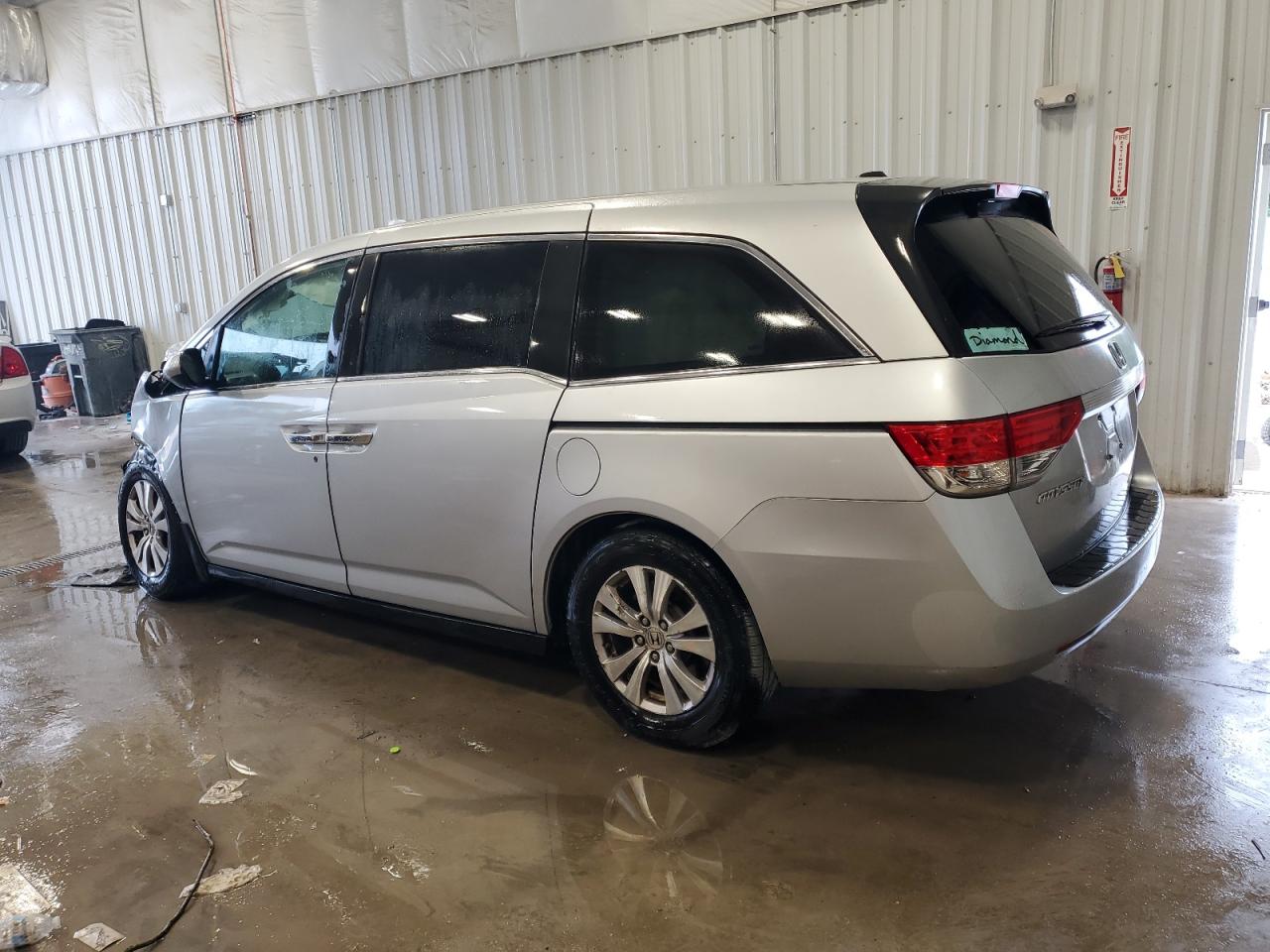 5FNRL5H63FB008964 2015 HONDA ODYSSEY - Image 2