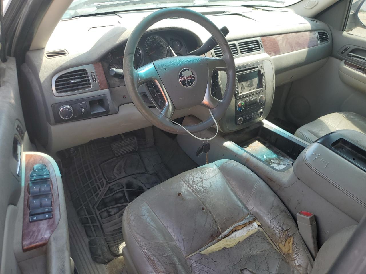 2007 GMC Sierra - Image 8