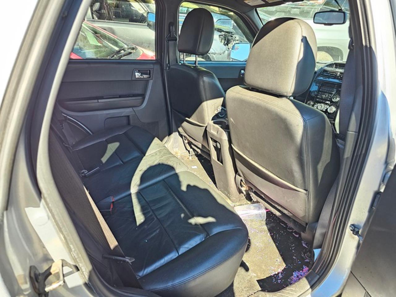 2011 Ford Escape - Image 8