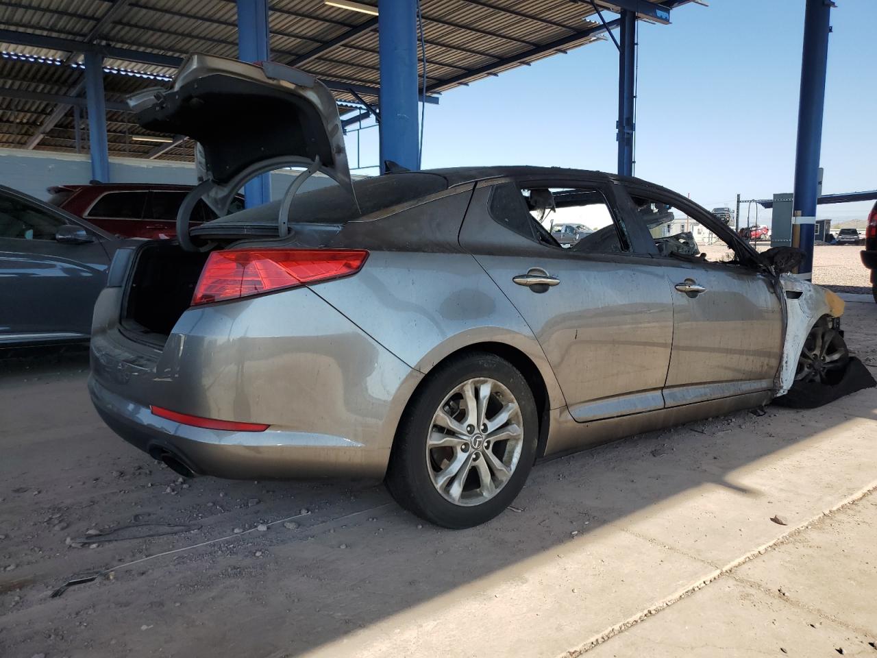 VIN 5XXGN4A73DG256978 2013 KIA OPTIMA no.3