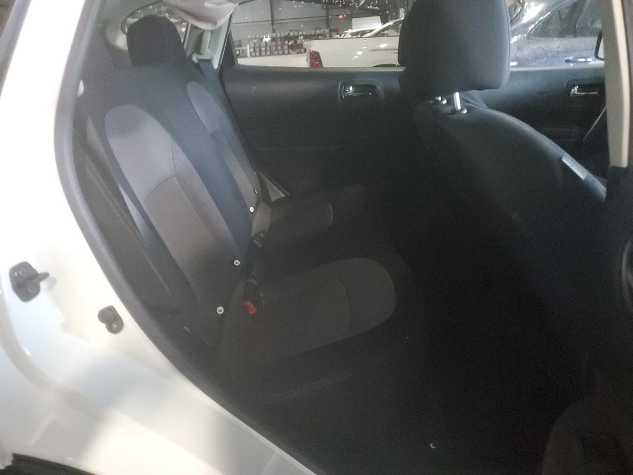 2013 Nissan Rogue - Image 11