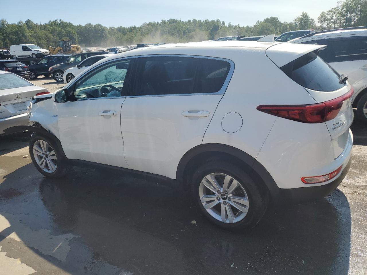 KNDPMCAC6J7453917 2018 KIA SPORTAGE - Image 2