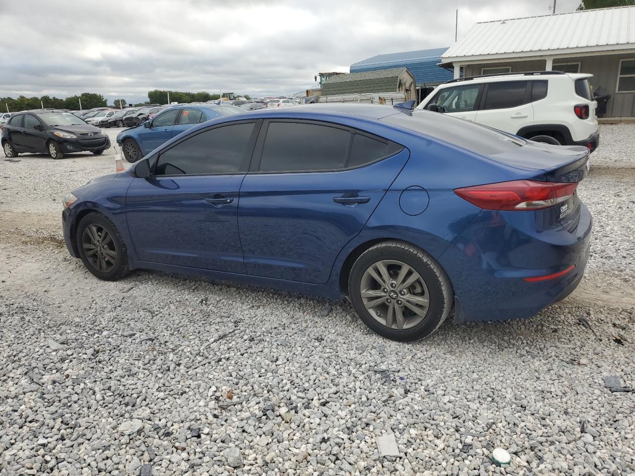 5NPD84LF0JH274918 2018 HYUNDAI ELANTRA - Image 2