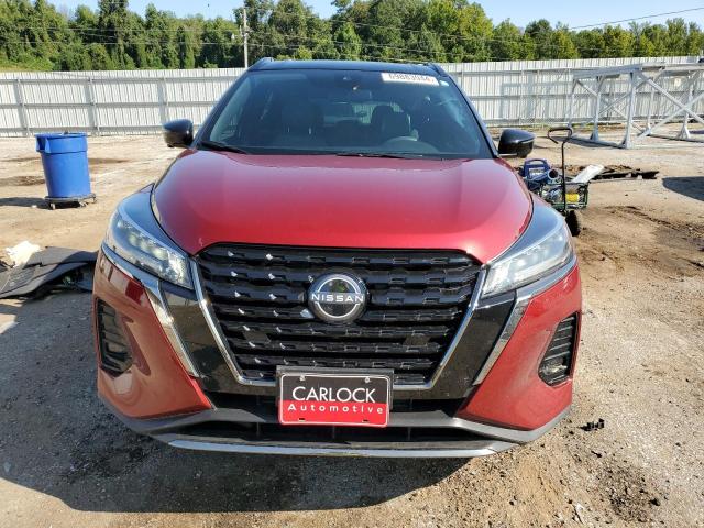  NISSAN KICKS 2023 Maroon