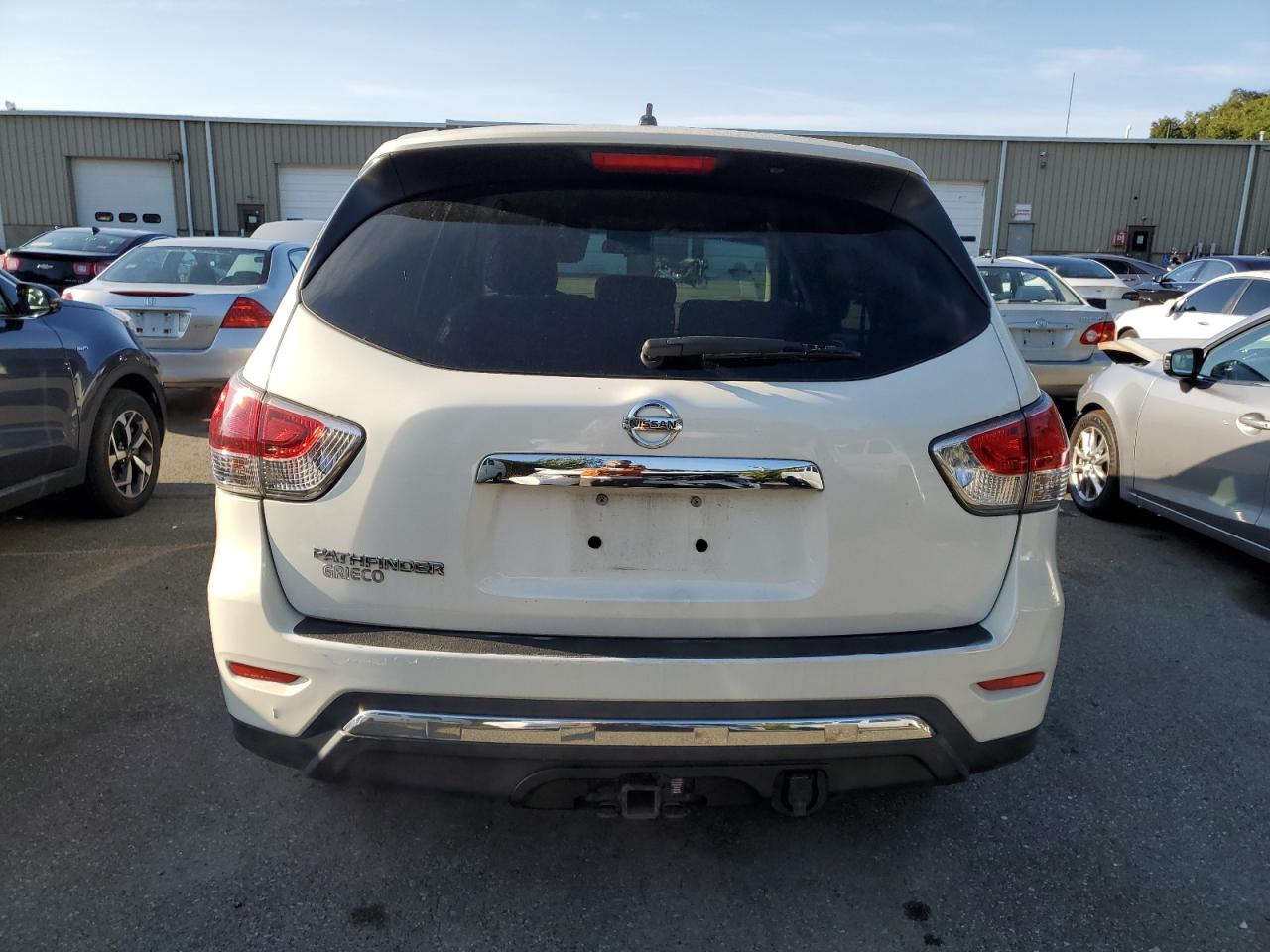 2014 Nissan Pathfinder S VIN: 5N1AR2MN8EC724807 Lot: 70031194