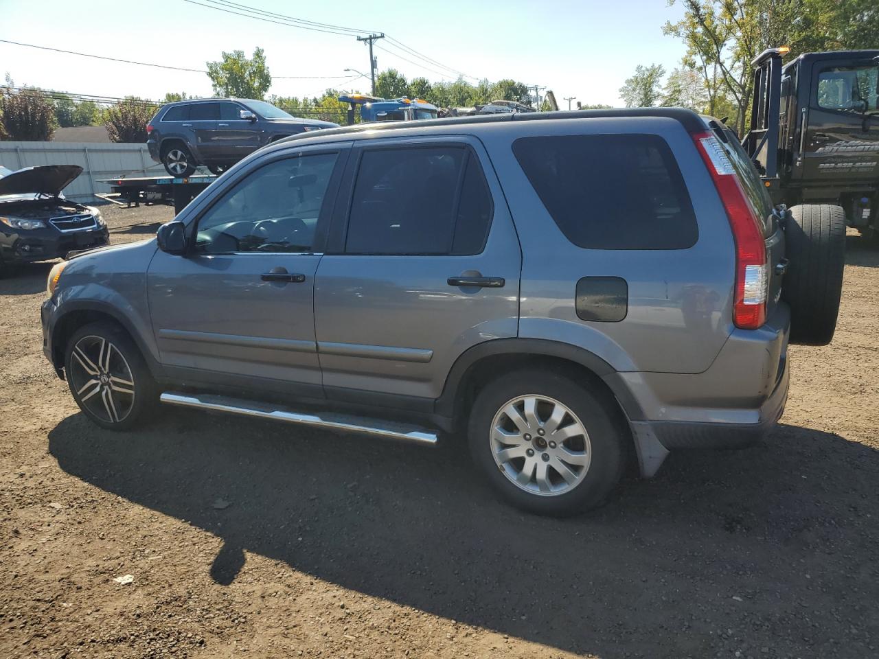 2005 Honda CR-V - Image 2