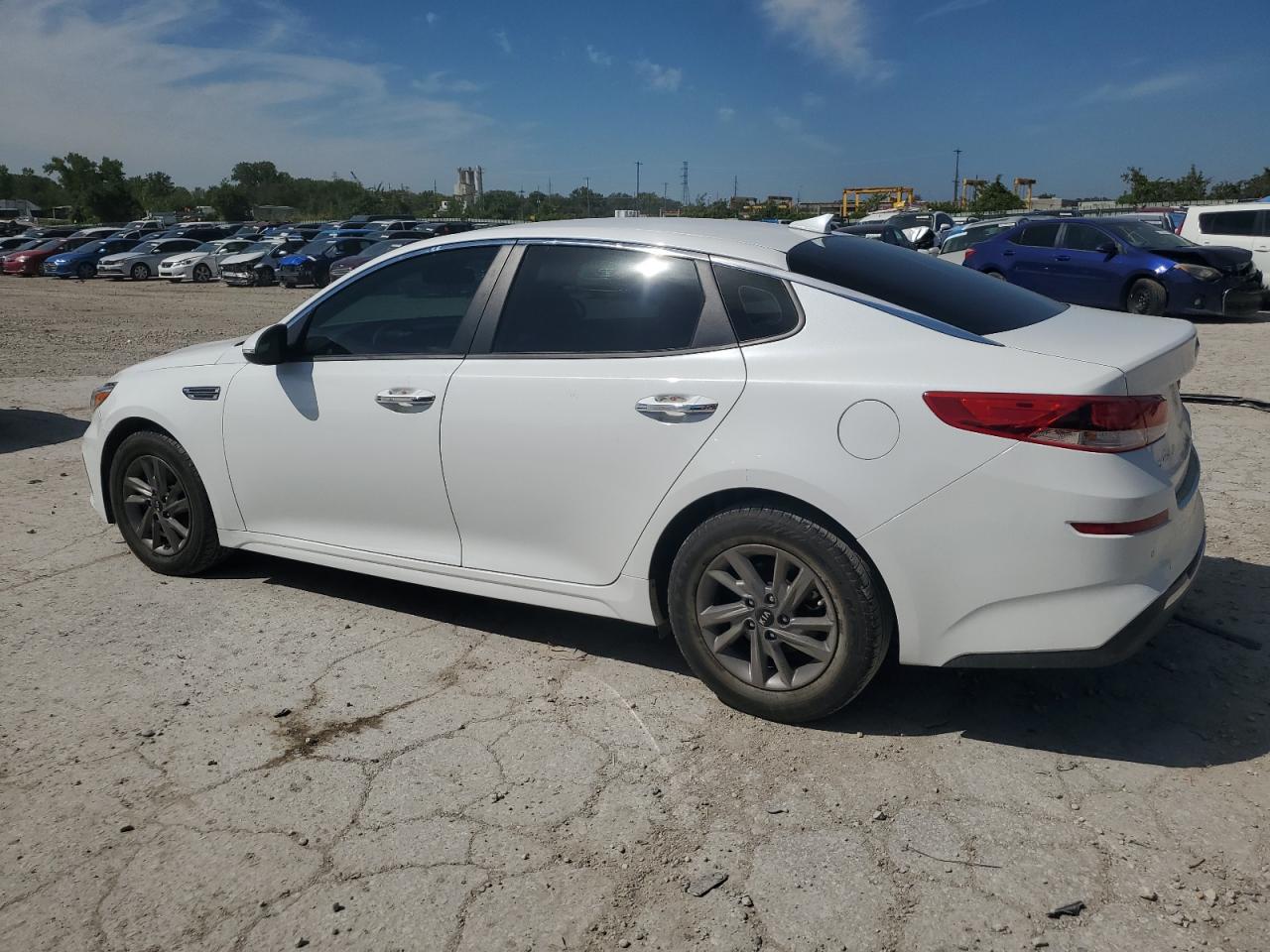 5XXGT4L30LG450334 Kia Optima LX 2