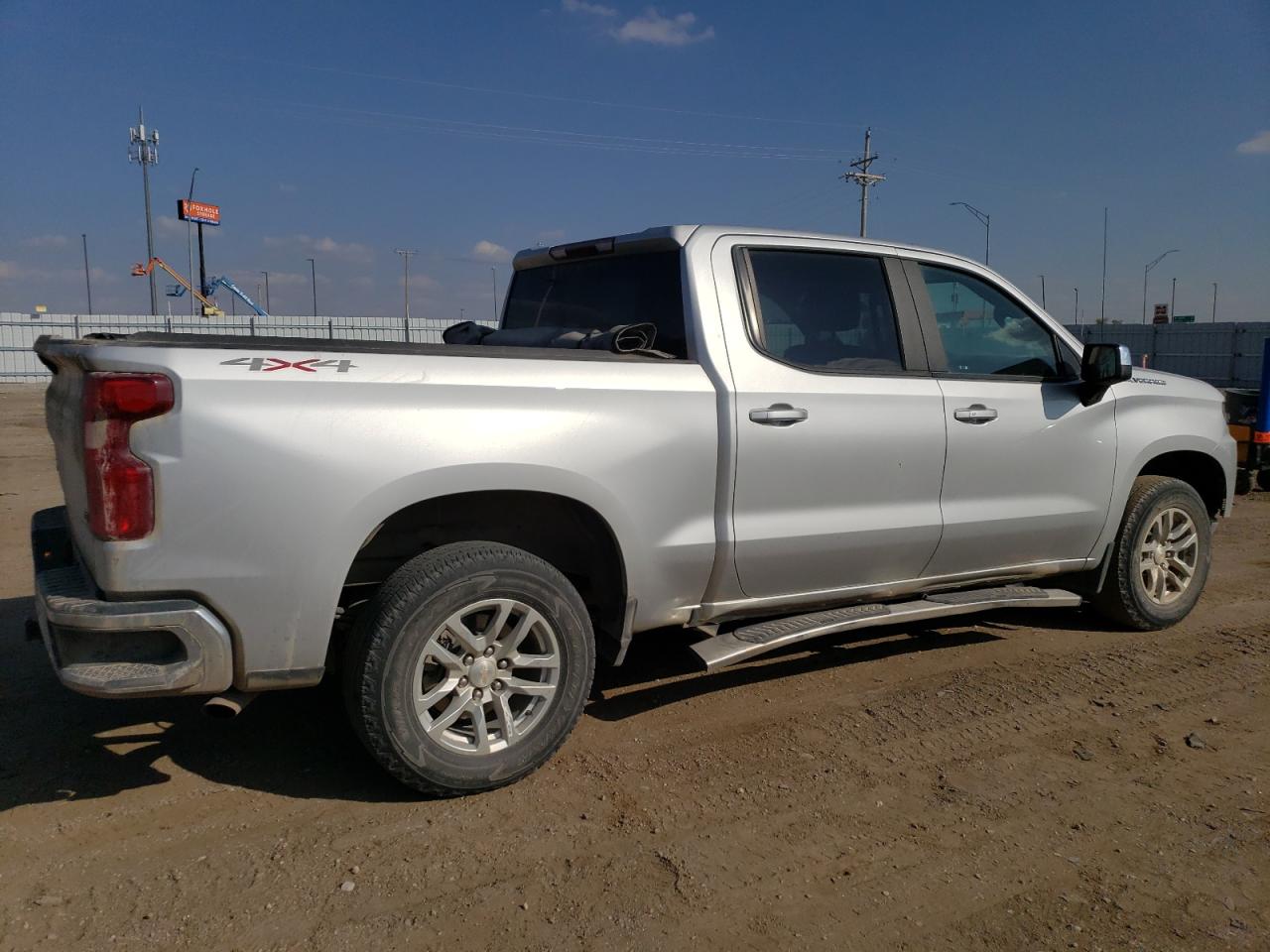 2021 Chevrolet Silverado - Image 3