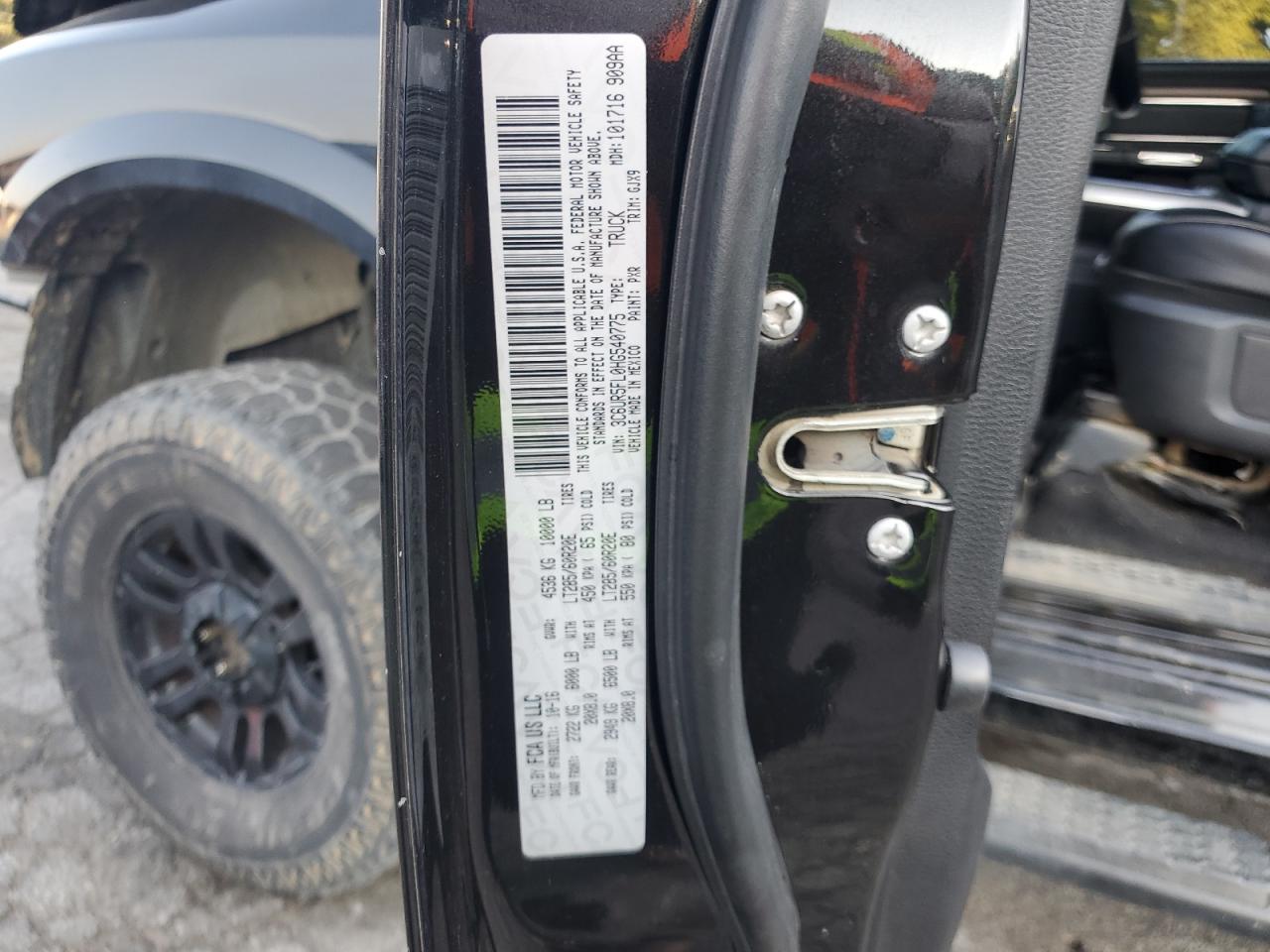 2017 Ram 2500 Laramie VIN: 3C6UR5FL0HG540775 Lot: 72726524