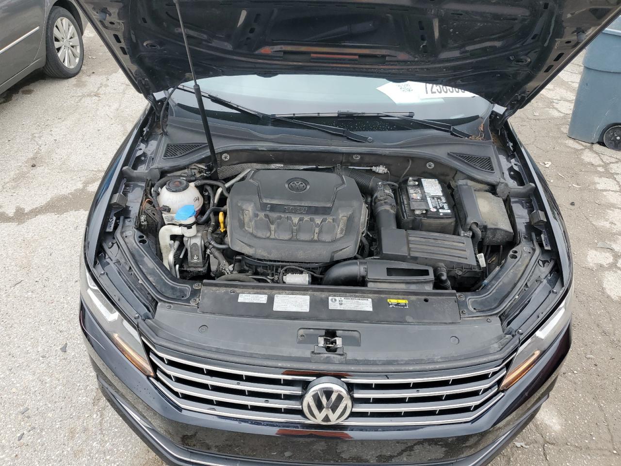 1VWLA7A38KC004288 2019 Volkswagen Passat Wolfsburg