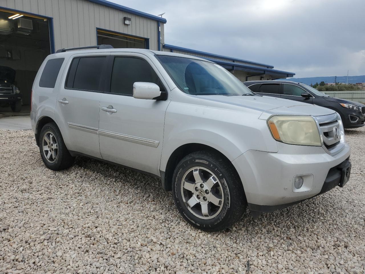 2009 Honda Pilot Touring VIN: 5FNYF48979B009952 Lot: 70237444