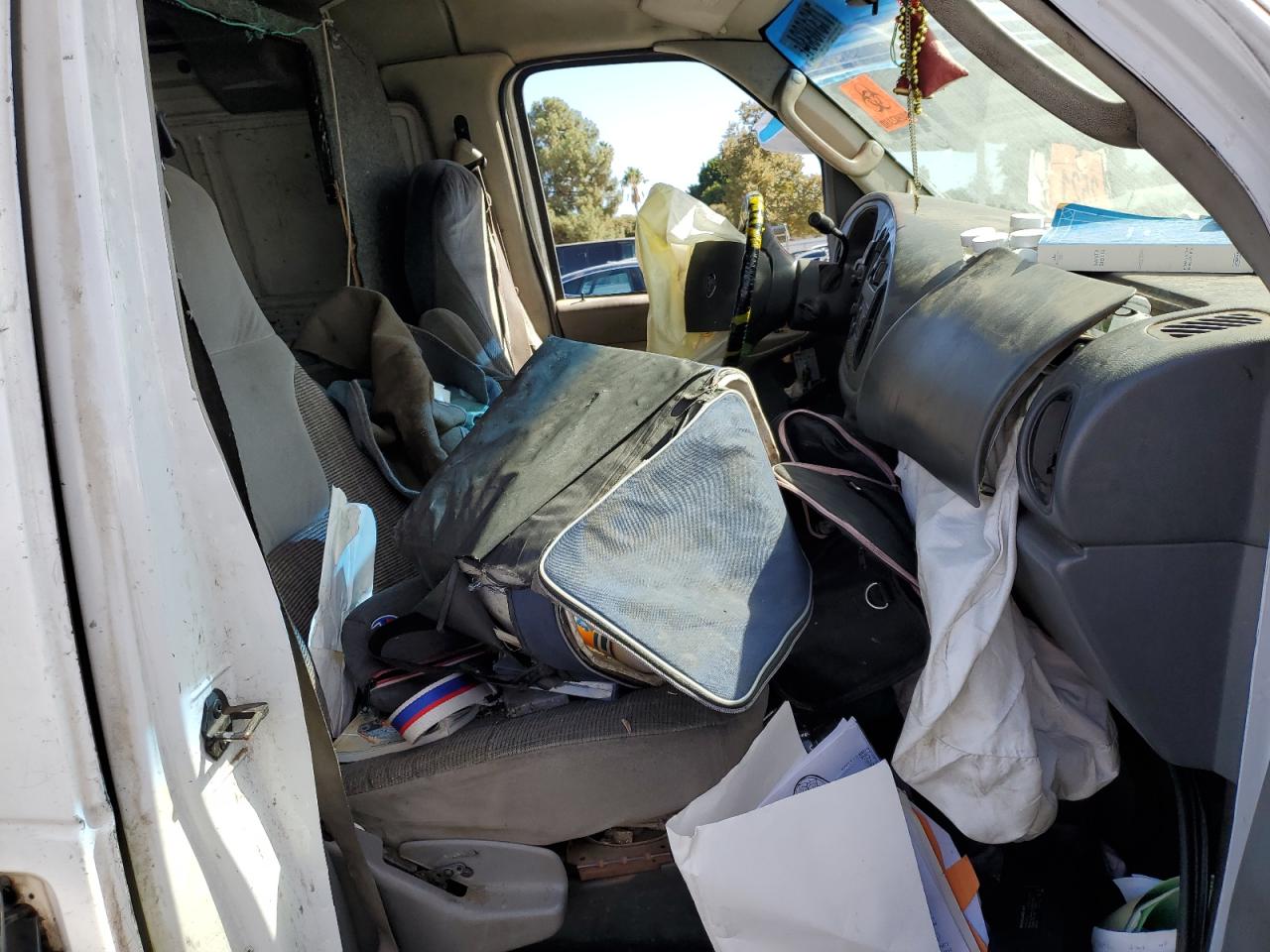 2003 Ford Econoline E150 Van VIN: 1FTRE14283HA03213 Lot: 71318934