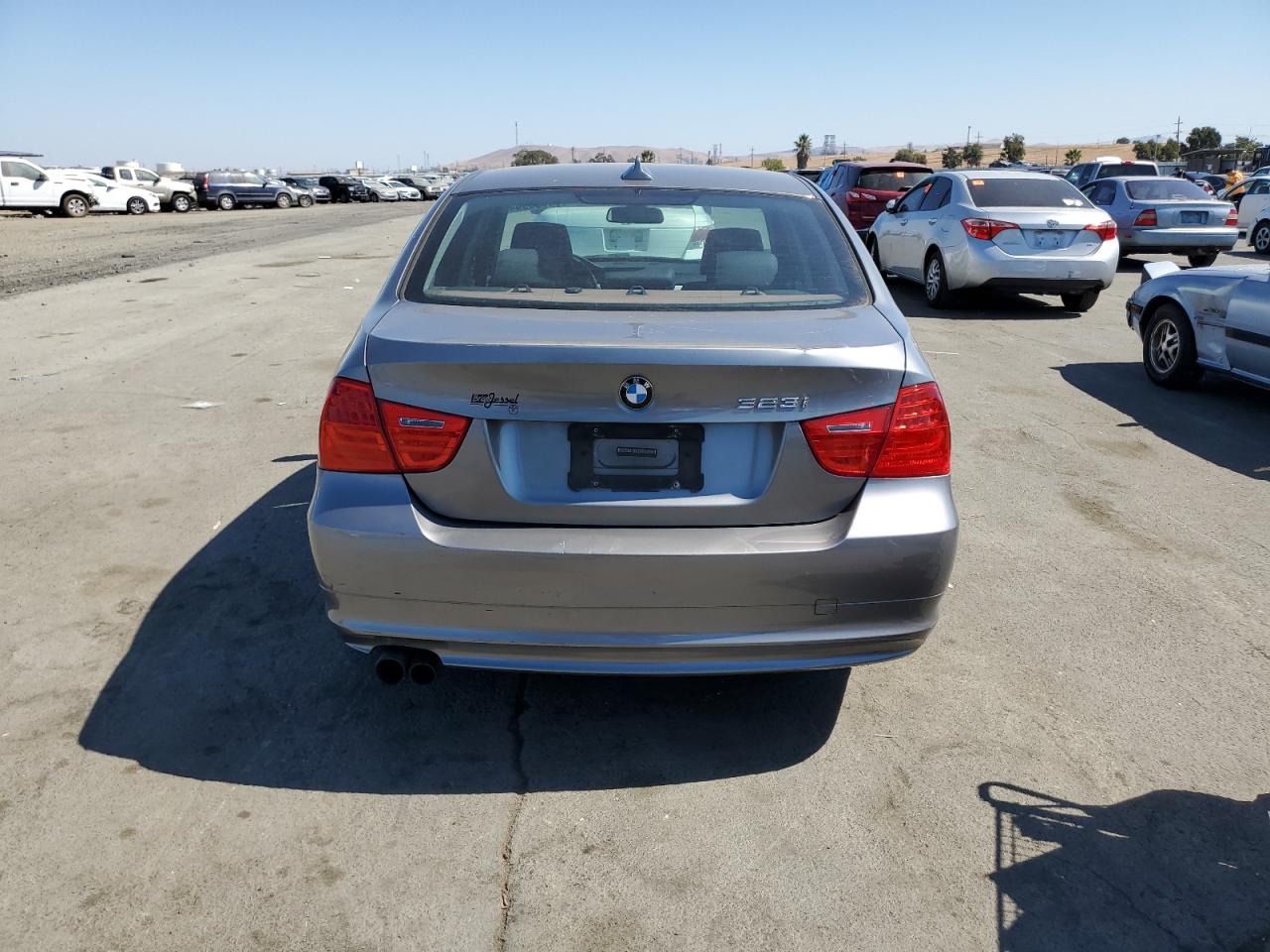 2010 BMW 323 I VIN: WBAPG7C57AA641617 Lot: 71888944