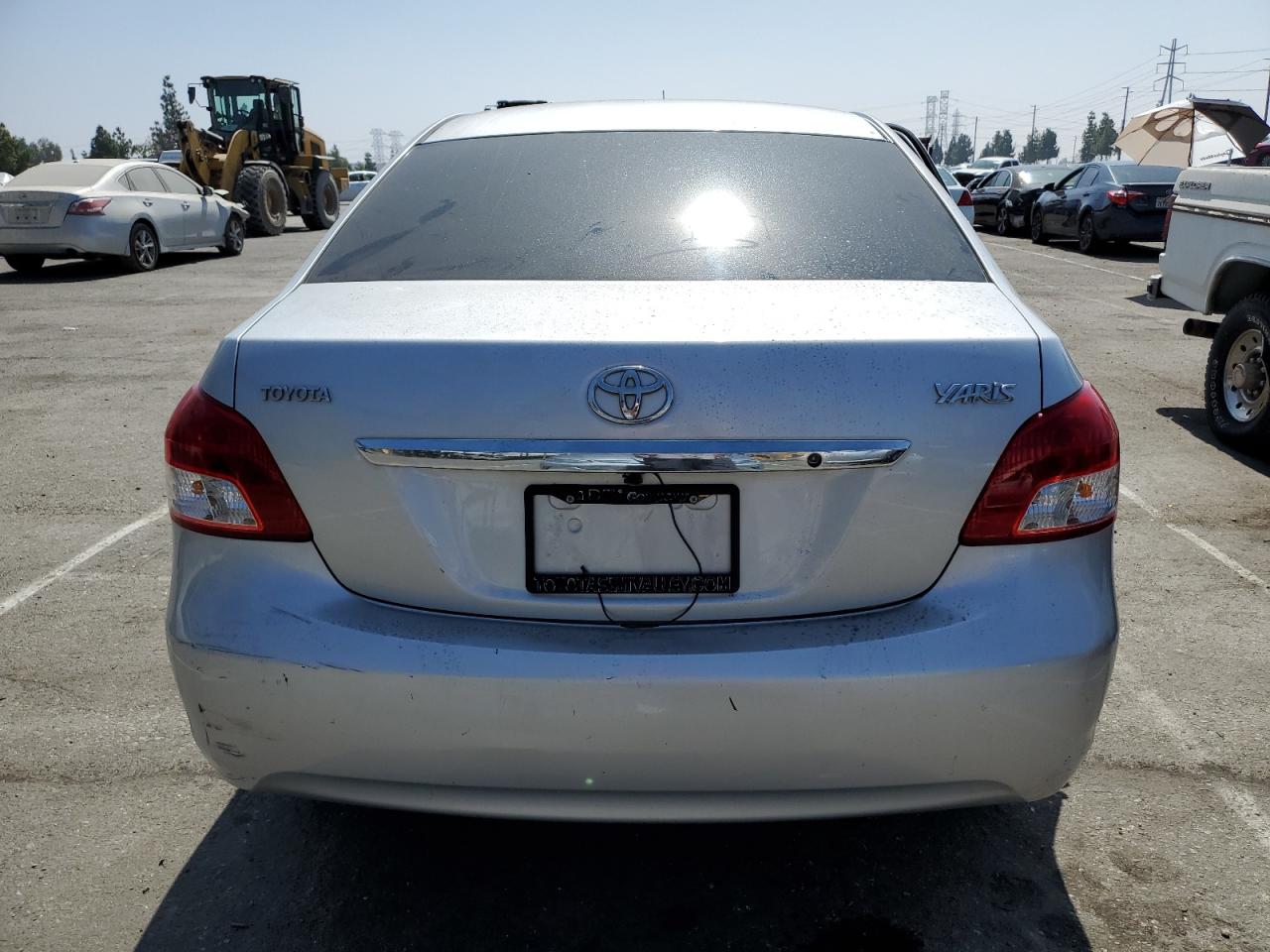 2008 Toyota Yaris VIN: JTDBT923084015209 Lot: 73228314