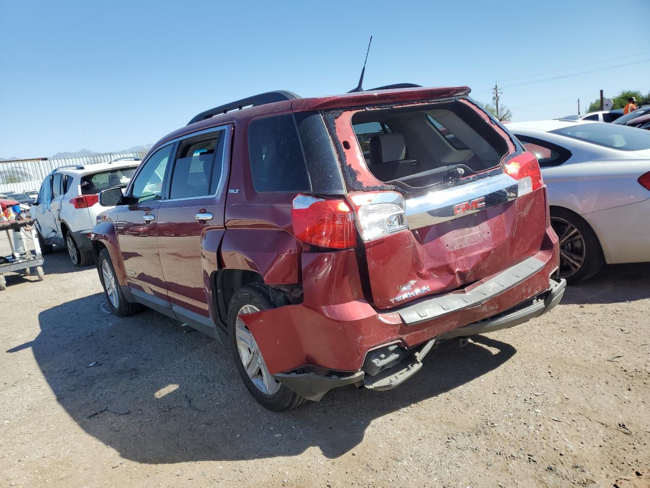 2011 GMC Terrain - Image 2