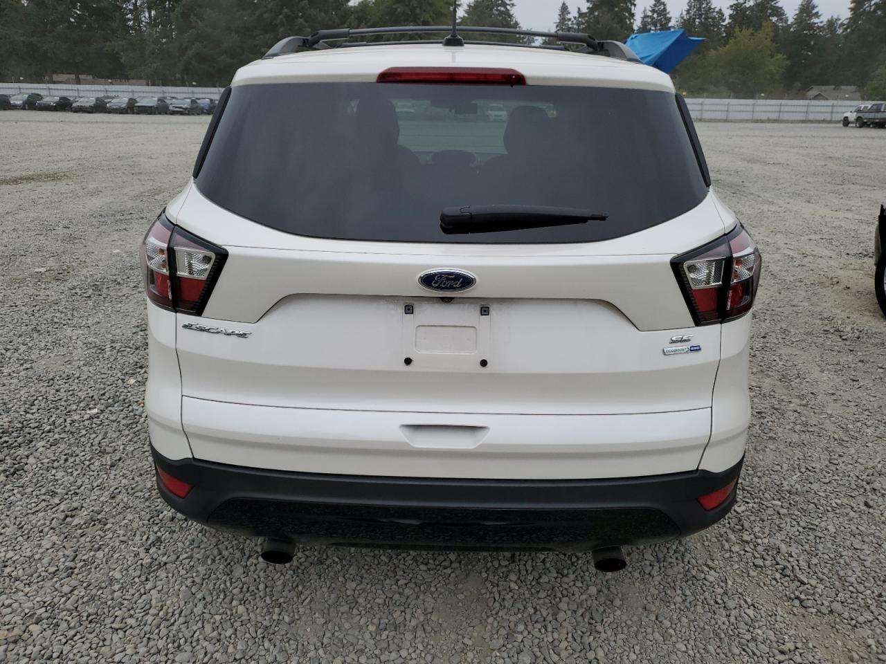 1FMCU9GD3JUB15051 2018 Ford Escape Se