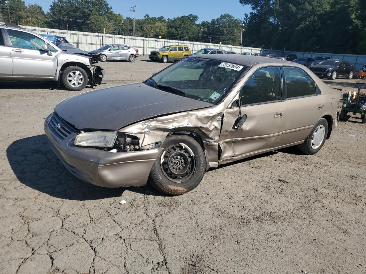 1999 Toyota Camry Ce VIN: 4T1BG22K1XU525713 Lot: 73239064