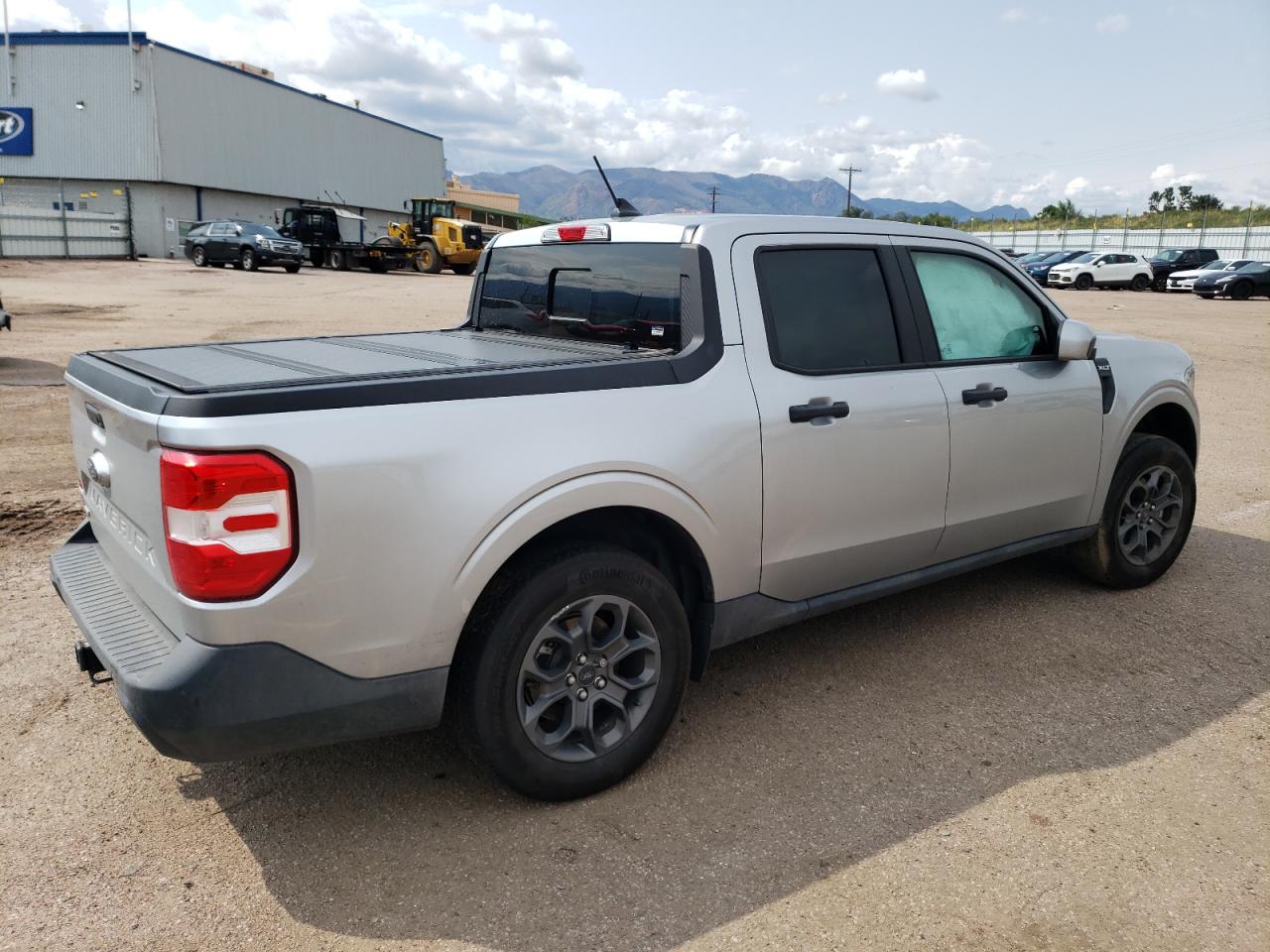 2022 Ford Maverick - Image 3