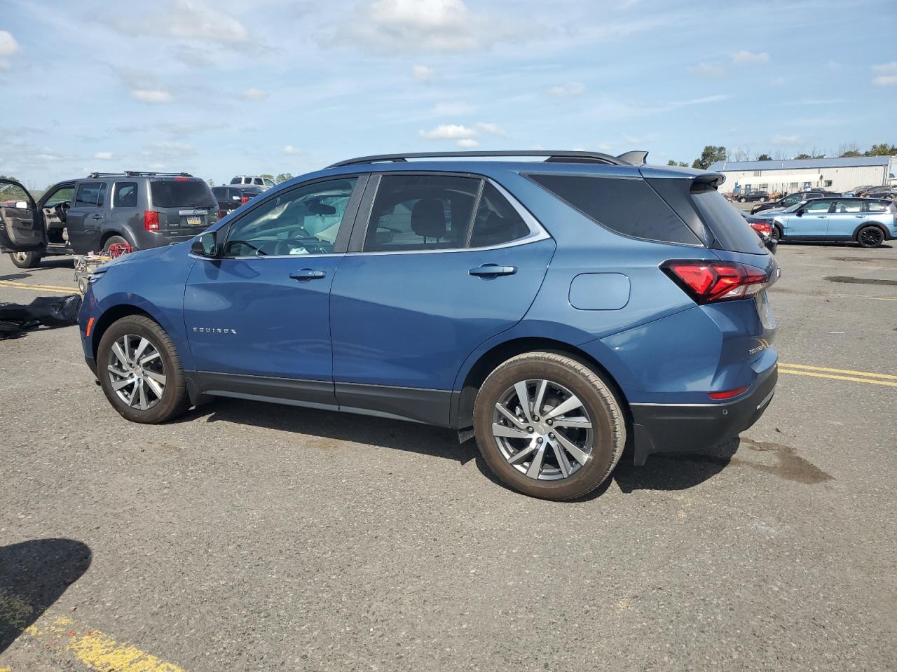 3GNAXUEG0RL155376 2024 CHEVROLET EQUINOX - Image 2