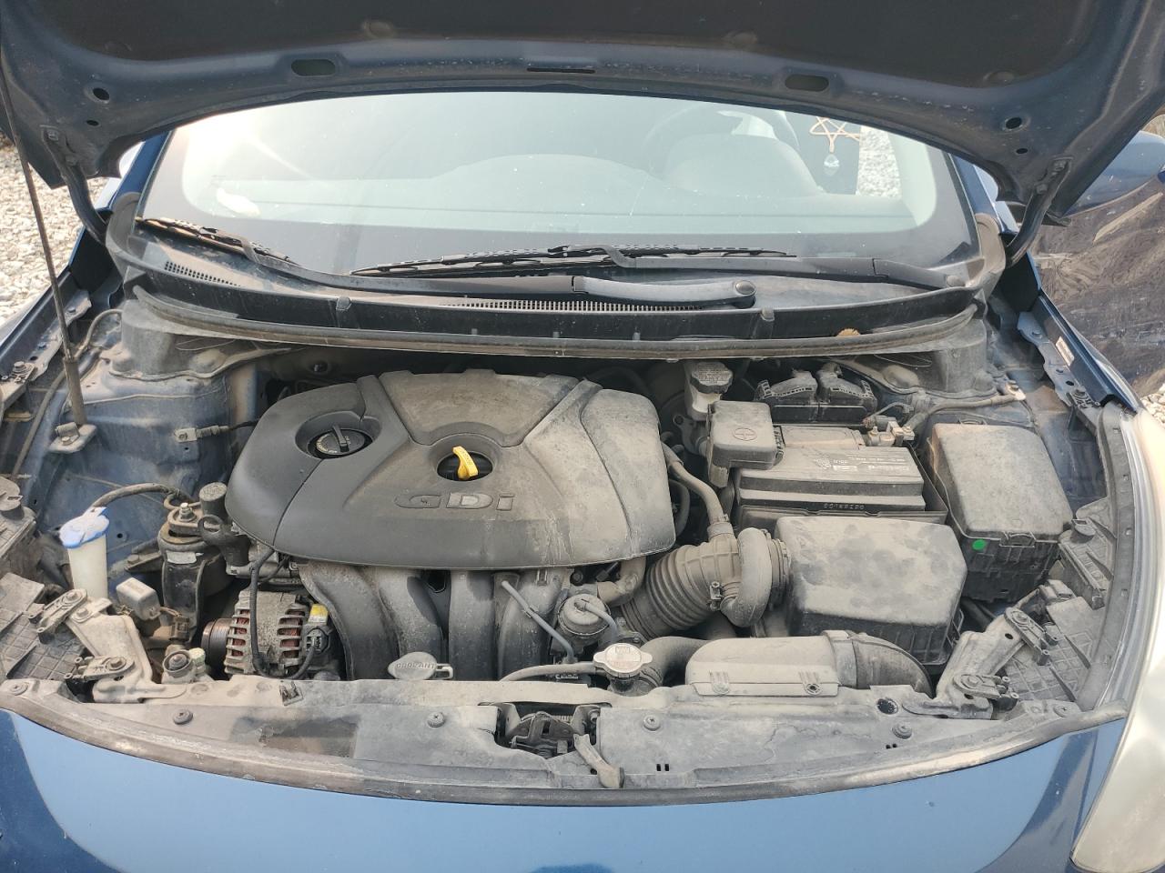 2014 Hyundai Elantra - Image 12