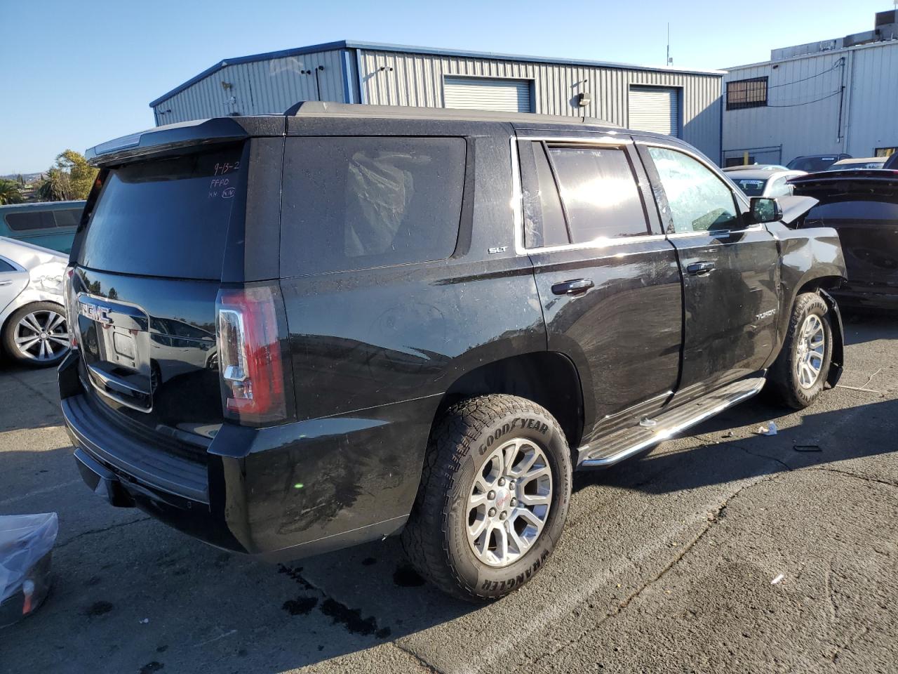 VIN 1GKS2BKC5LR235360 2020 GMC YUKON no.3