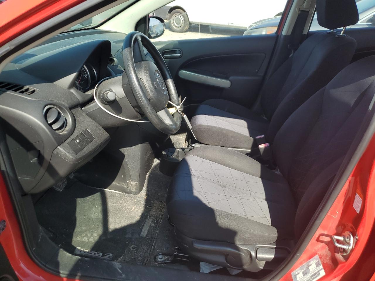 JM1DE1HY7B0120044 2011 Mazda Mazda2