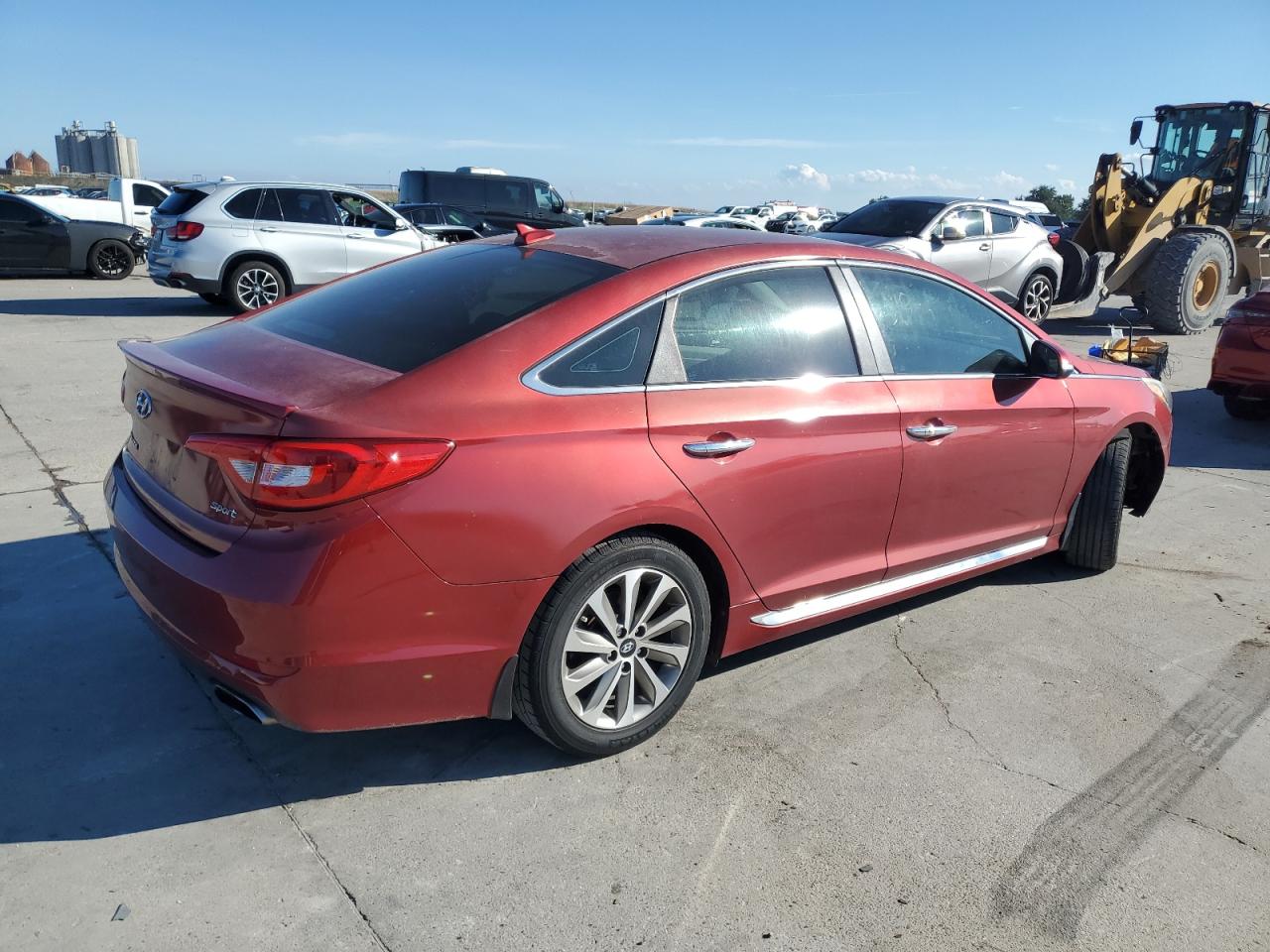2016 Hyundai Sonata - Image 3
