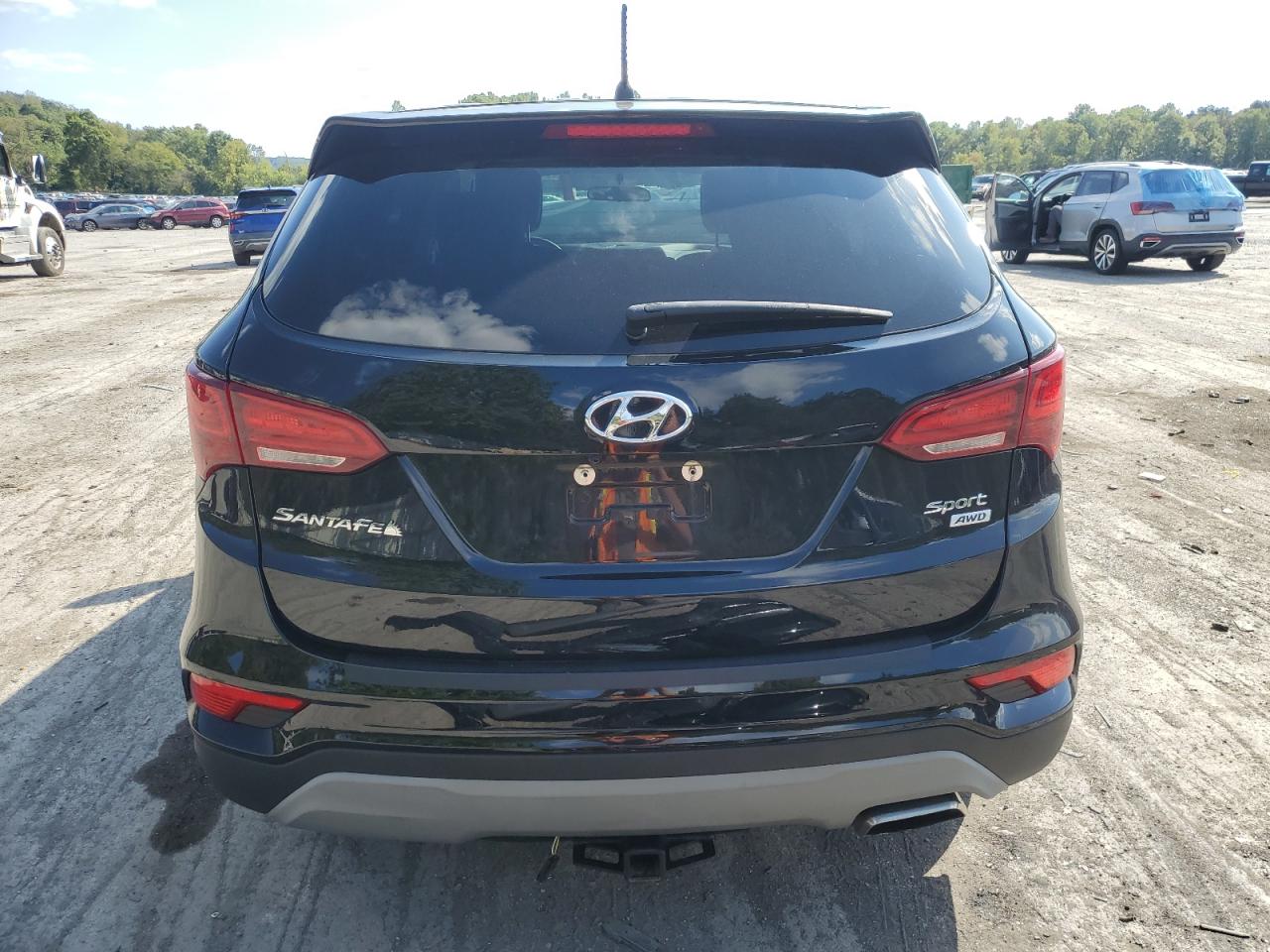 2018 Hyundai Santa Fe Sport VIN: 5XYZTDLB0JG567288 Lot: 70763054