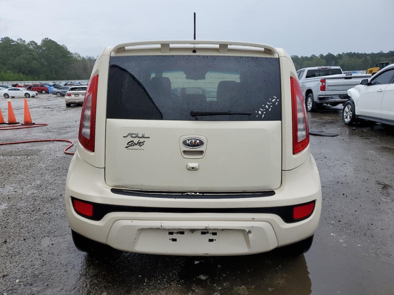 2012 Kia Soul + VIN: KNDJT2A60C7461818 Lot: 73151864