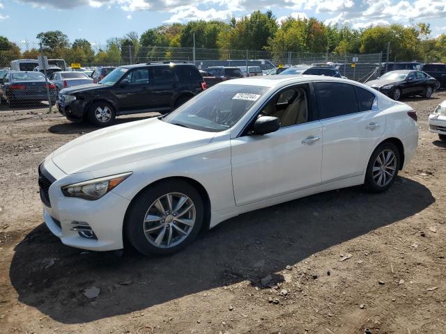 2016 Infiniti Q50 Premium