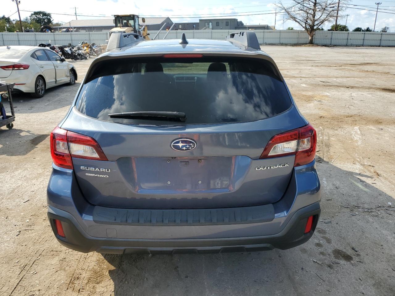 2018 Subaru Outback 2.5I Premium VIN: 4S4BSAFC5J3226055 Lot: 70641274