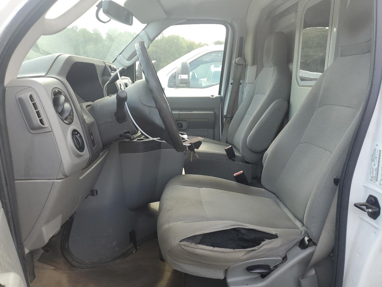 2017 Ford Econoline E350 Super Duty Cutaway Van VIN: 1FDWE3F61HDC79094 Lot: 70658084