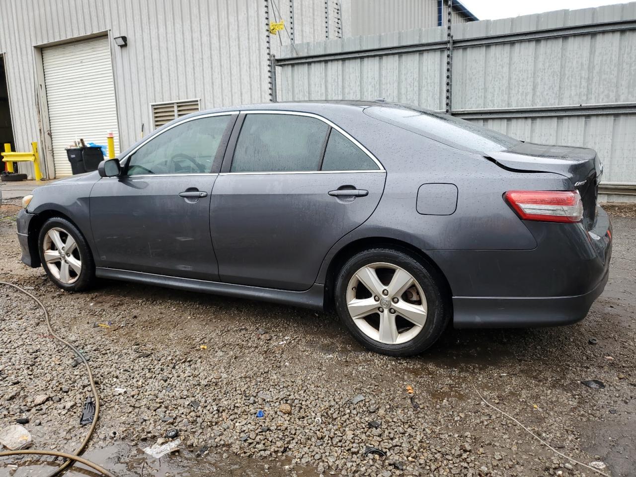 2010 Toyota Camry - Image 2