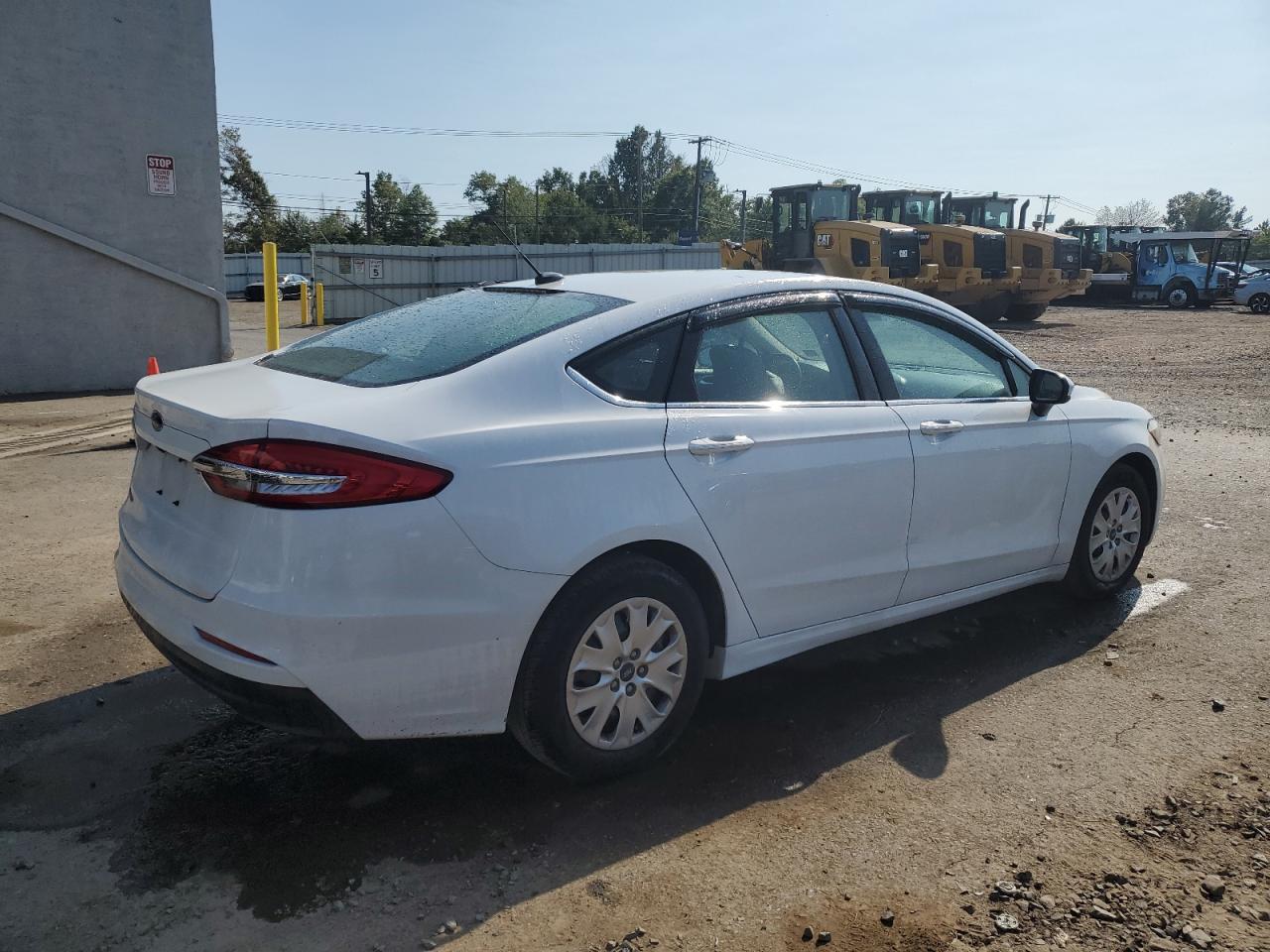 2019 Ford Fusion S VIN: 3FA6P0G76KR281349 Lot: 69827724