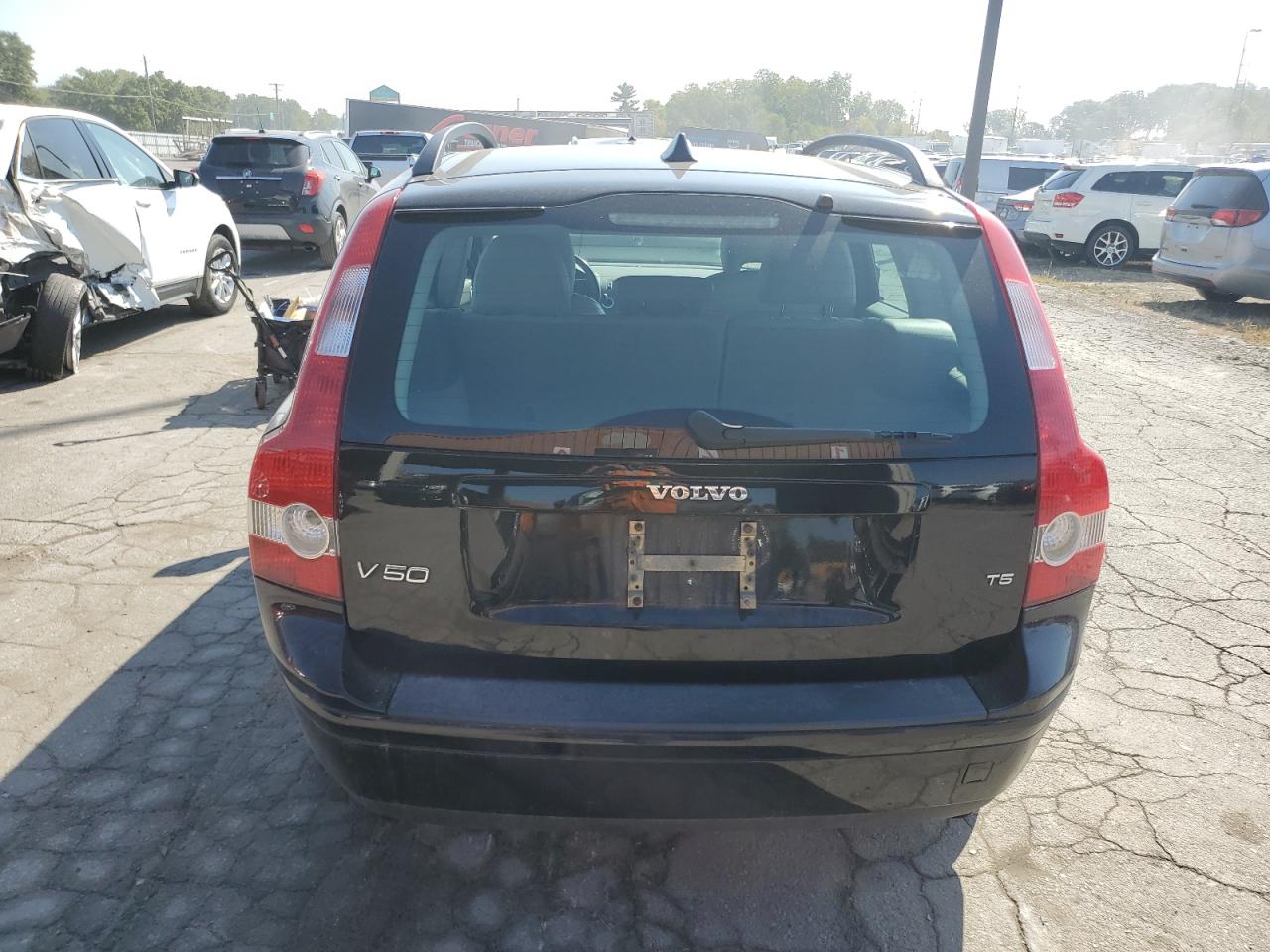 YV1MW682372291997 2007 Volvo V50 T5